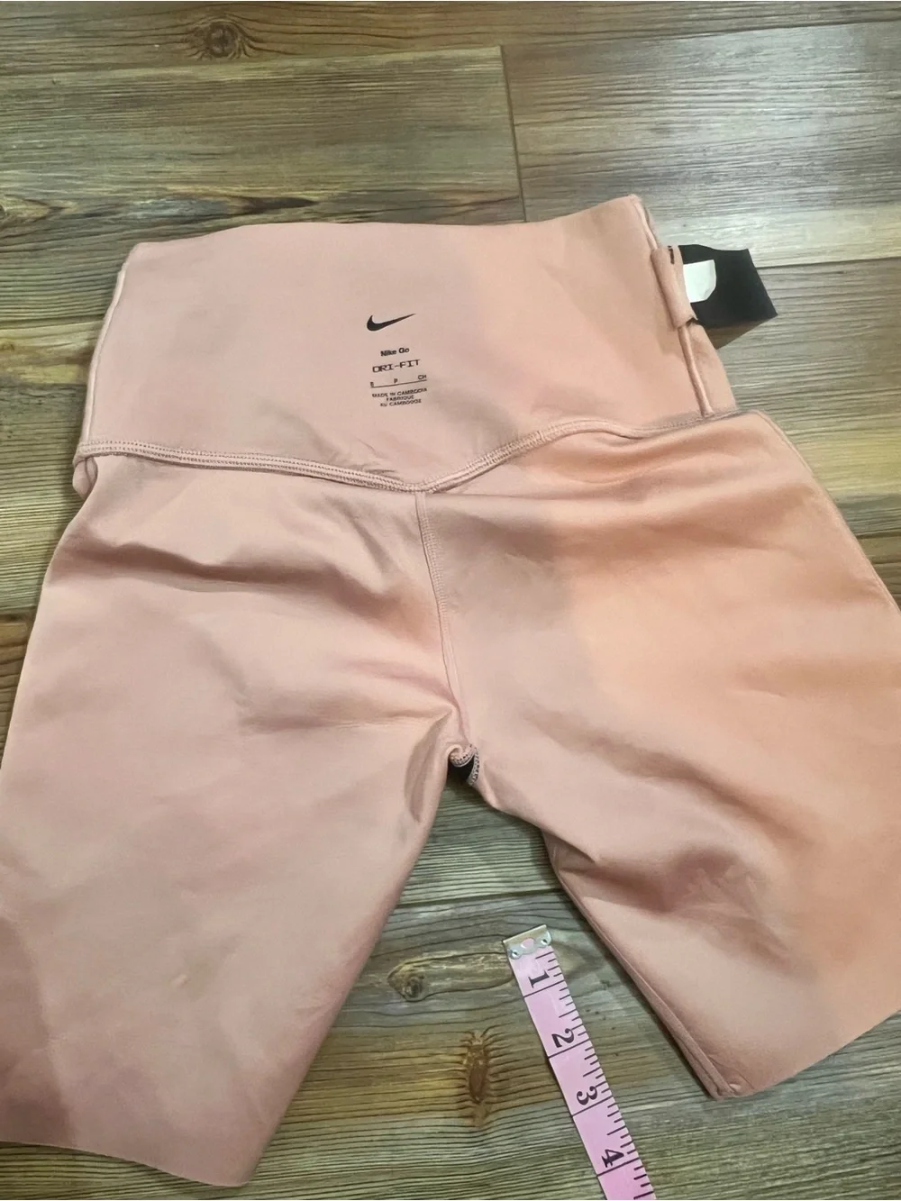 Nike Coral High-Rise Bike Shorts with Zippered Pocket tight fit